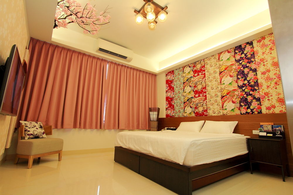 Luna'S House Kaohsiung Buitenkant foto