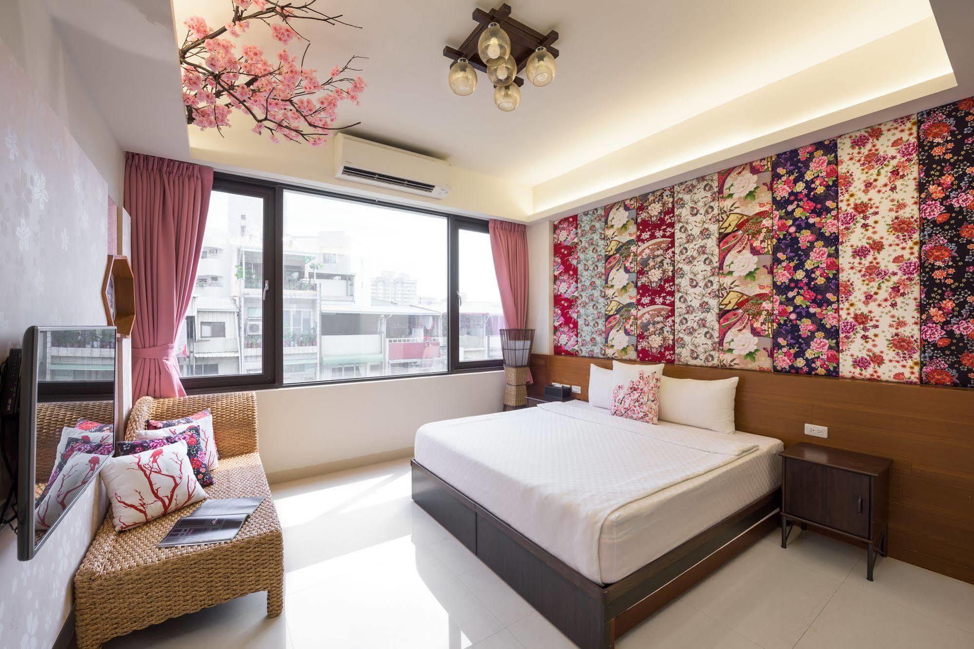 Luna'S House Kaohsiung Buitenkant foto